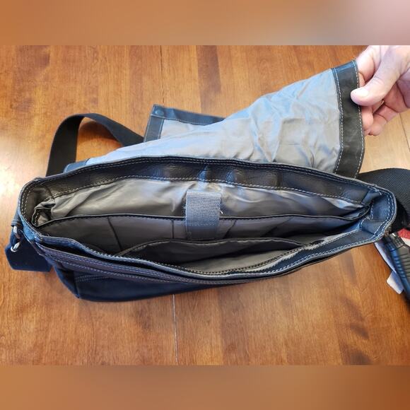 eBags vintage leather computer bag black - Picture 12 of 15
